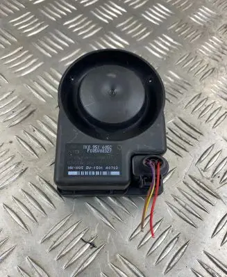 Audi A6 S6 C7 4G Alarm system siren 1K0951605C