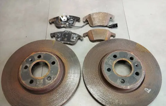 Audi A5 Sportback 8TA Front brake disc 8W0615301G