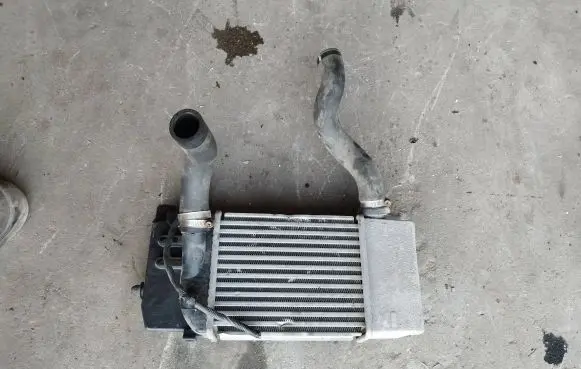 Toyota Yaris Intercooler radiator