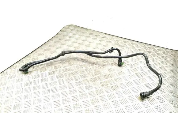 Gearbox oil cooler pipe/hose