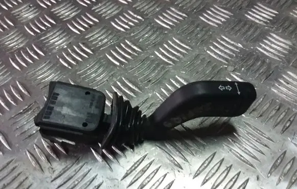 Opel Zafira A Indicator stalk 90560990