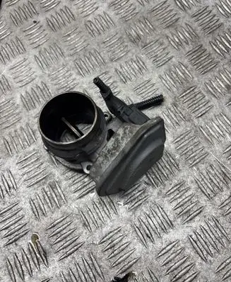 BMW X1 E84 Throttle valve 780437304