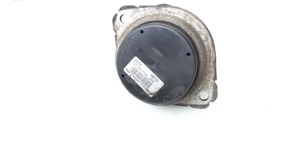 Audi Q7 4L Engine mount bracket 7L8199131A