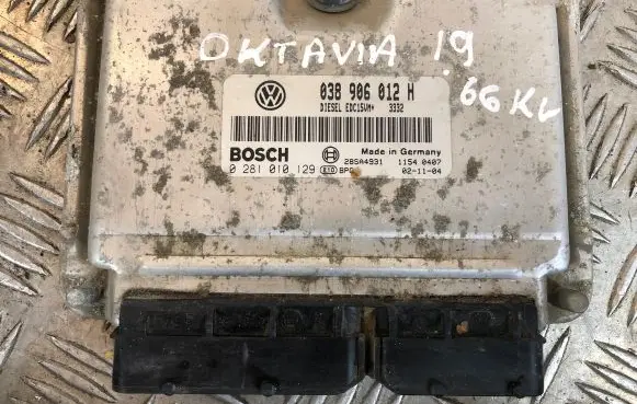 Skoda Octavia Mk1 (1U) Engine control unit/module 038906012H 28SA4931 0281010129