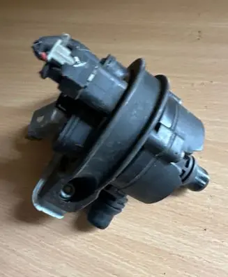 BMW X1 F48 F49 Electric auxiliary coolant/water pump 8486848