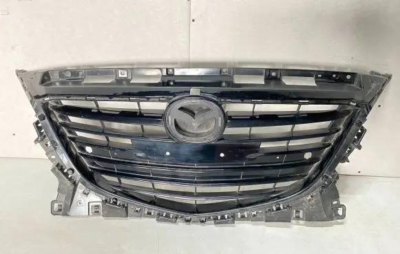 Mazda 3 II Front bumper upper radiator grill BJE150712 T251S20