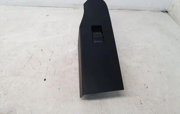 Toyota Auris E180 Electric window control switch 7423102D50