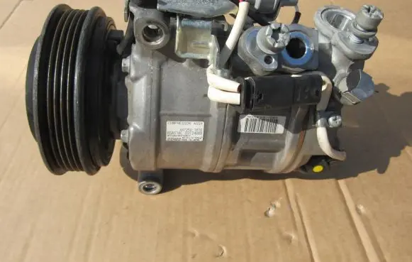 Mercedes-Benz B W246 W242 Air conditioning (A/C) compressor (pump) A0008303502