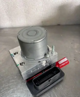 Dacia Spring Master brake cylinder