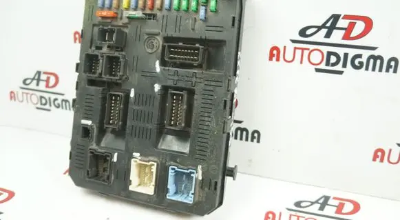 Peugeot 407 Comfort/convenience module 9661940180