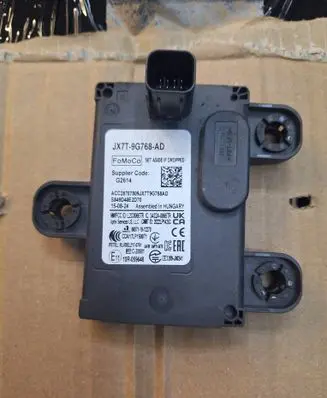 Ford Focus Distronic sensor radar JX7T9G768AD
