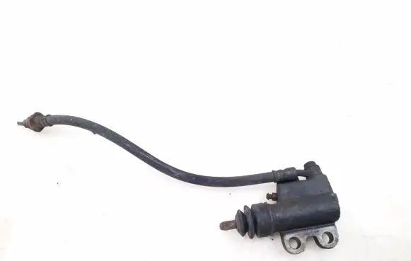 Nissan X-Trail T30 Clutch slave cylinder 