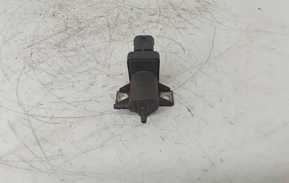 Opel Insignia A Turbo solenoid valve 55574896