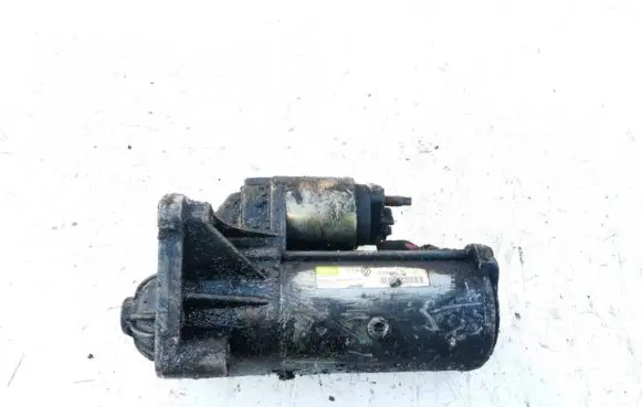 Renault Laguna II Starter motor 820075362 d7r49