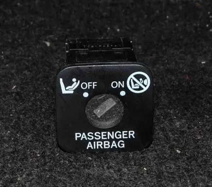 Toyota RAV 4 (XA30) Passenger airbag on/off switch 1682166