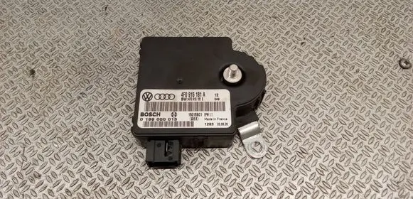 Audi A6 S6 C6 4F Power management control unit 4F0915181A 4F0910181E