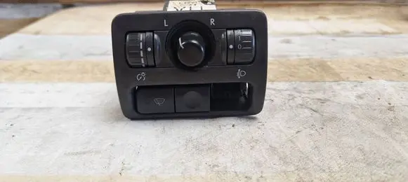 Subaru Outback Headlight level height control switch
