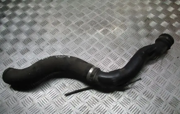 Toyota Avensis Verso Turbo air intake inlet pipe/hose 17362-27030