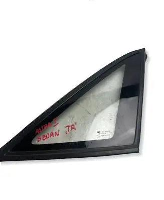 Opel Astra F Rear side window 90360574 90360576 90360510