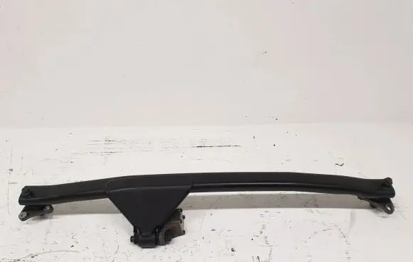 Volvo XC90 Other engine bay part