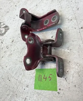 Toyota Prius (XW50) Front door hinge set 