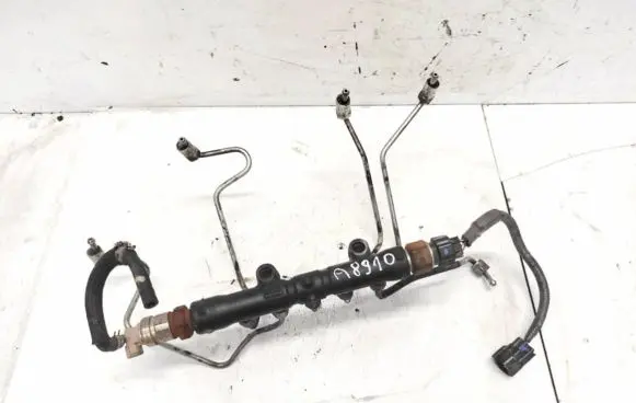Toyota Corolla E120 E130 Fuel main line pipe 4j7d0390
