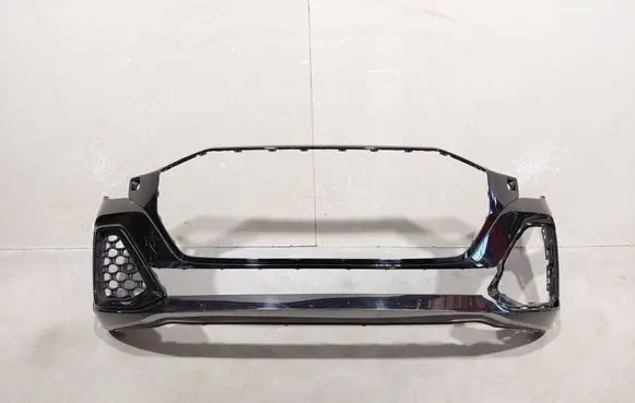 Audi Q8 Front bumper 4M8807437 4M8807733D