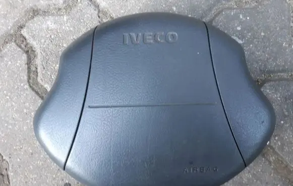 Iveco Daily 3rd gen Steering wheel airbag