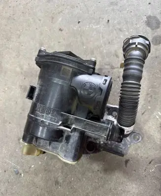 BMW X5 G05 Oil breather separator 7925768