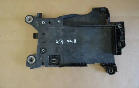 BMW X1 F48 F49 Battery tray 