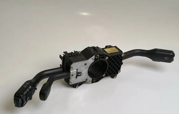 Audi A6 S6 C4 4A Wiper turn signal indicator stalk/switch 4D0953513A