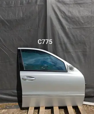 Mercedes-Benz E W211 Front door