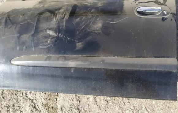 Nissan Almera N16 Front door trim (molding) 