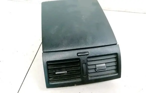 Toyota Avensis Verso Dash center air vent grill 556514050 55651-4050