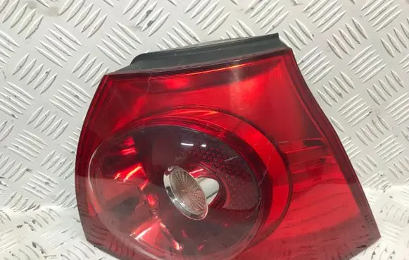 Volkswagen PASSAT B6 Rear/tail lights 1K6945096E