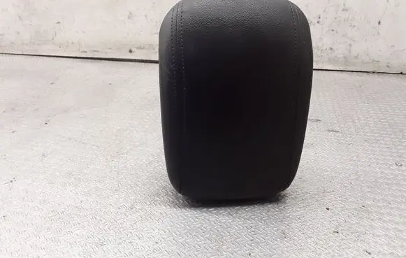 Opel Zafira C Armrest 