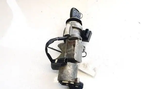 Toyota Avensis T250 Ignition lock n0501517 45020-05-04