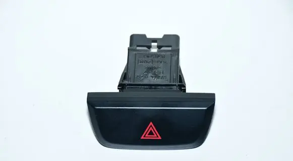 Isuzu D-Max Hazard light switch