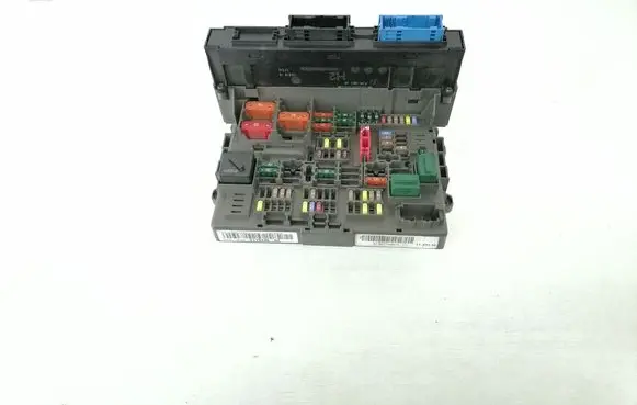 BMW X1 E84 Fuse module 9119446 419670461