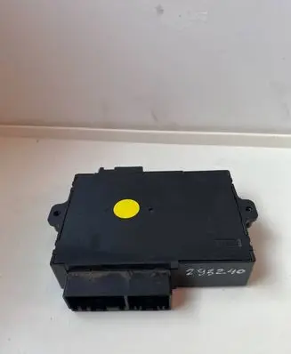 Volvo XC90 Other control units/modules 30710108 100131 04W24T