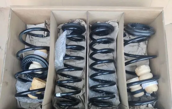 Audi Q3 F3 Rear coil spring kompletspryzyny
