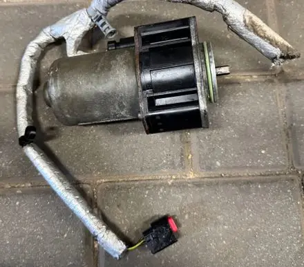 Jeep Grand Cherokee Rear gearbox reducer motor XM0010063 11306440700 5282014