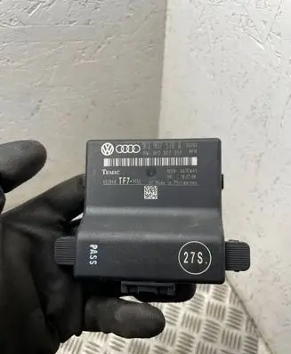 Seat Altea XL Gateway control module 1K0907530Q 1K0907951