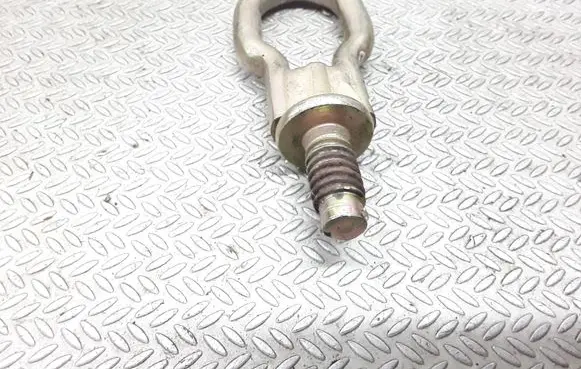 Ford Focus C-MAX Towing hook eye 