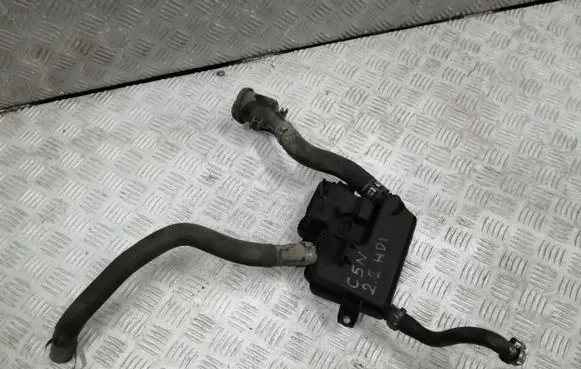 Citroen C5 Oil breather separator 9653275280