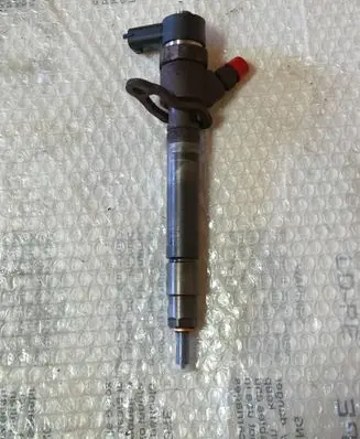 Volvo XC90 Fuel injector 30750283