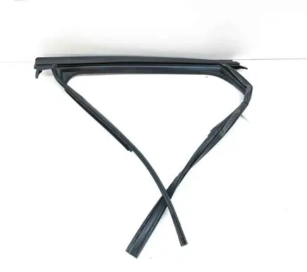 Audi Q4 Sportback e-tron Rubber seal rear door 89E839439