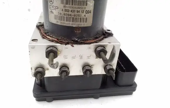 Mercedes-Benz C W203 ABS Pump A0034319412Q04 A2095450232 00009287D2