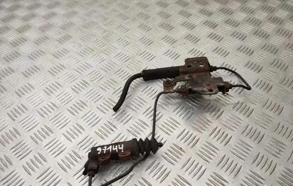 Clutch slave cylinder