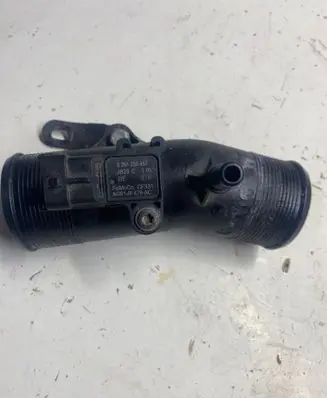 Intercooler hose/pipe